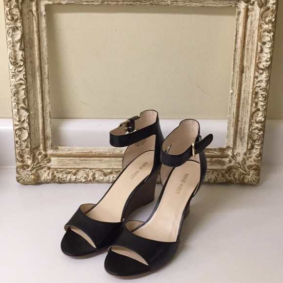Nine West Shoes - Nine West wedge size 8